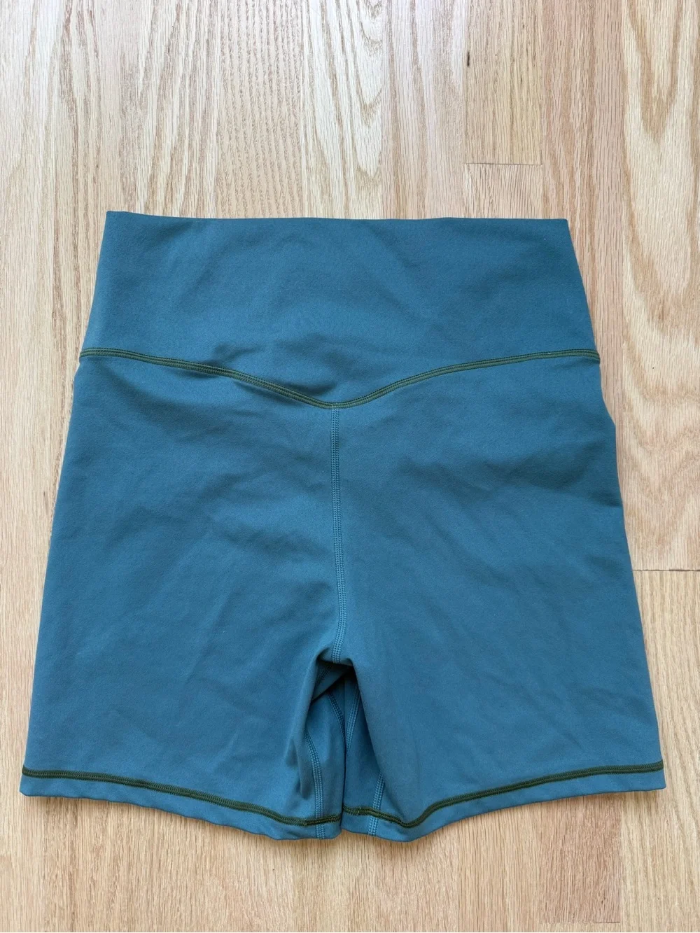 J.Crew Active High-Rise Bike Shorts Teal Green Contrast Stitch Size Medium